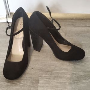 LC Lauren Conrad Black Mary Jane Heels